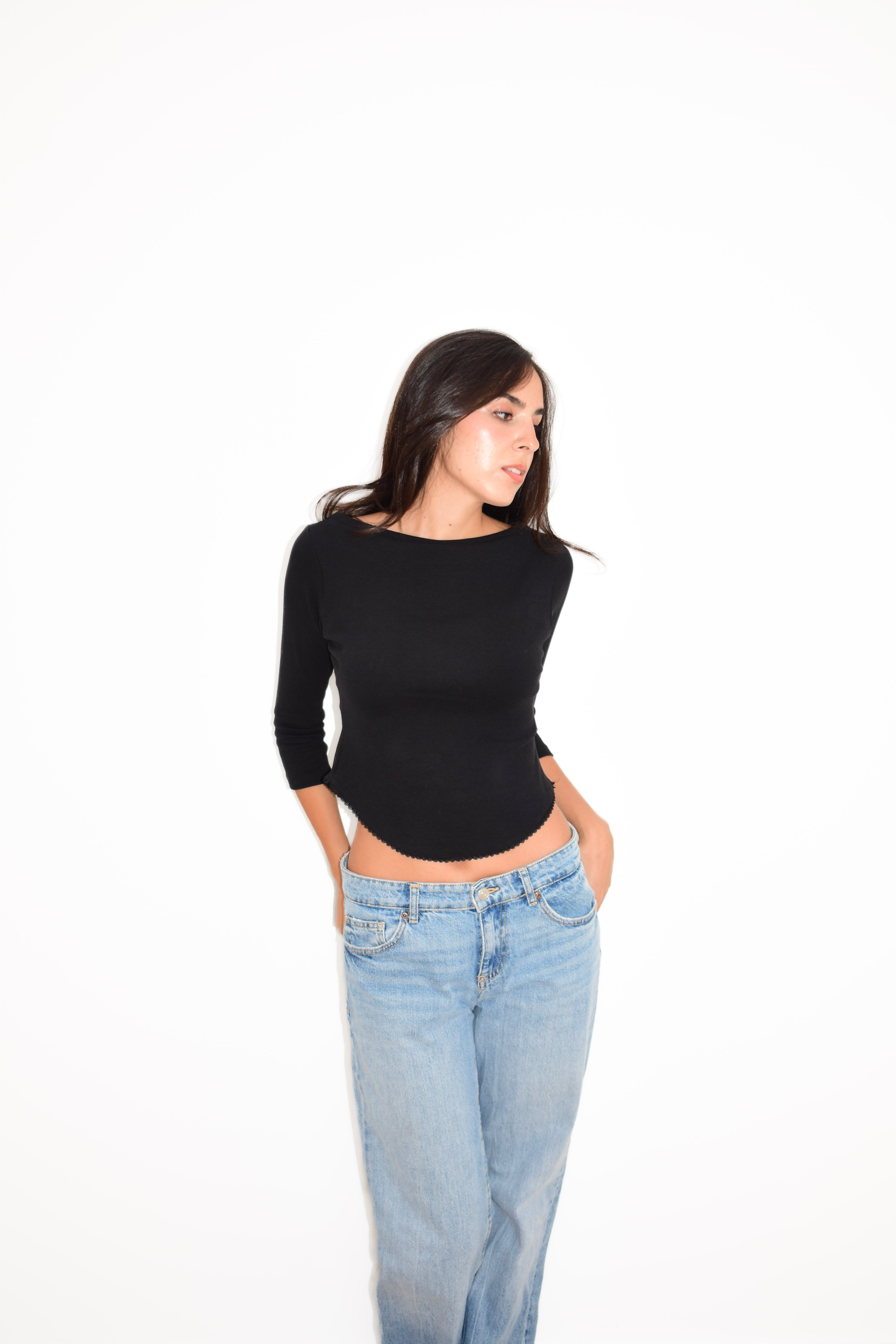 MILA TOP BLACK